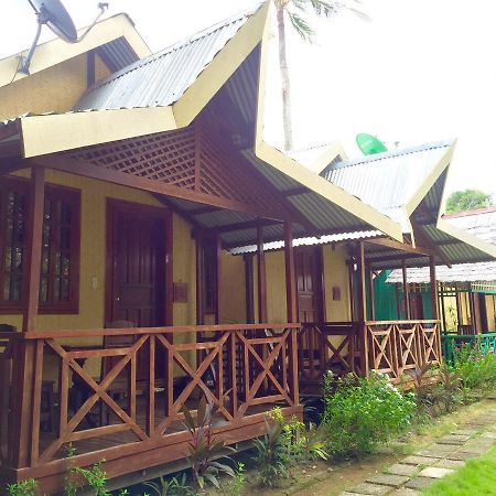 เพมส์ เพนชั่น แอนด์ เรสเทอรองต์ Hotel ไตไต ภายนอก รูปภาพ